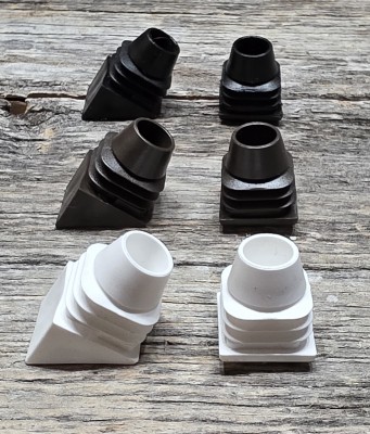 Petits connecteurs carrés en 3 couleurs (pq. de 20 avec vis ou à l'unité)